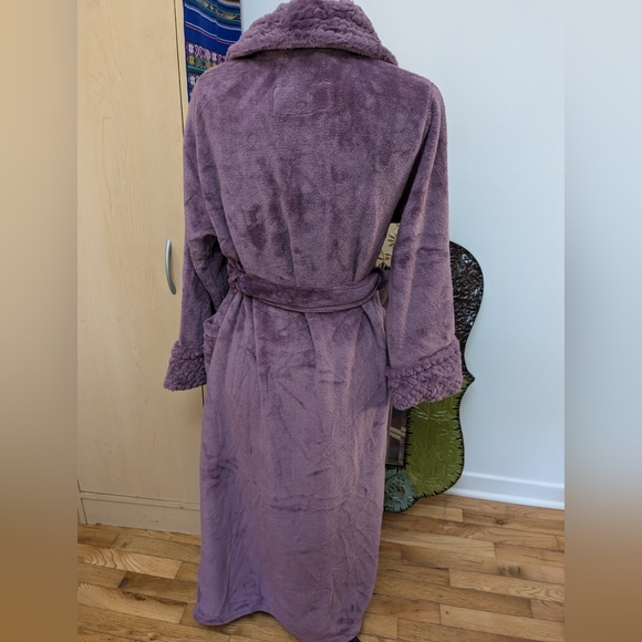Carole Hochman NWT robe - Picture 3 of 7